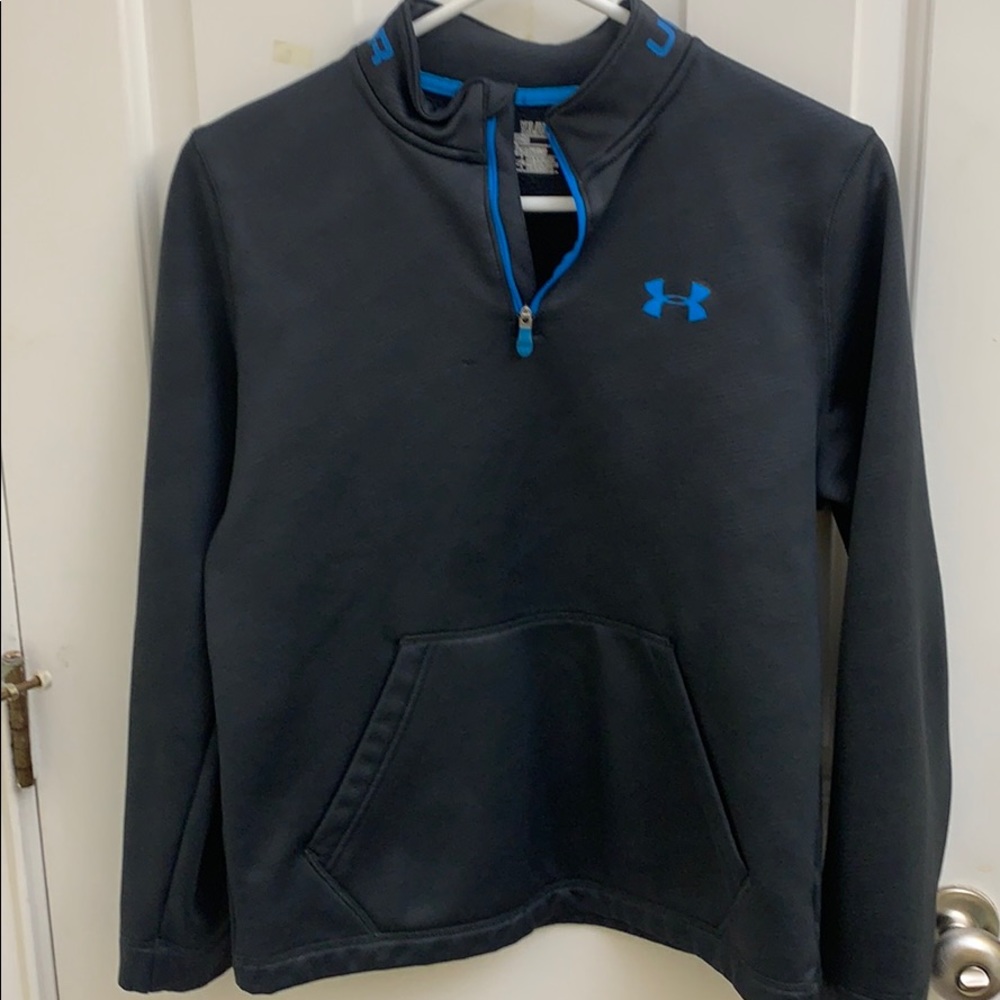 Under Armour YXL quarter zip pullover